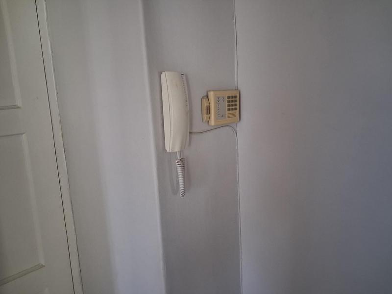 To Let 3 Bedroom Property for Rent in Vredehoek Western Cape